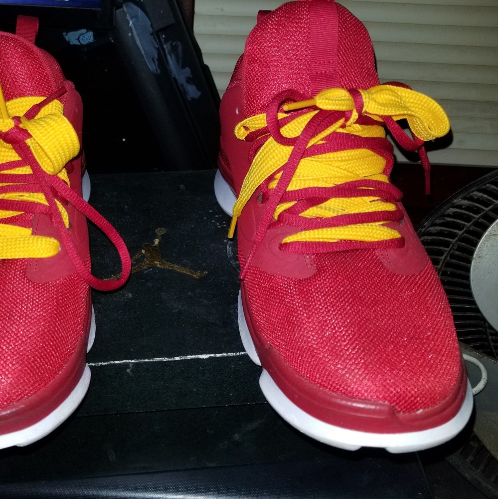 Size 11-11.5 shoes
